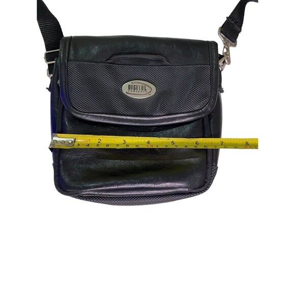 Digital Concepts Camera Carrying Case Crossbody Faux Leather Front Zip - Picture 7 of 13